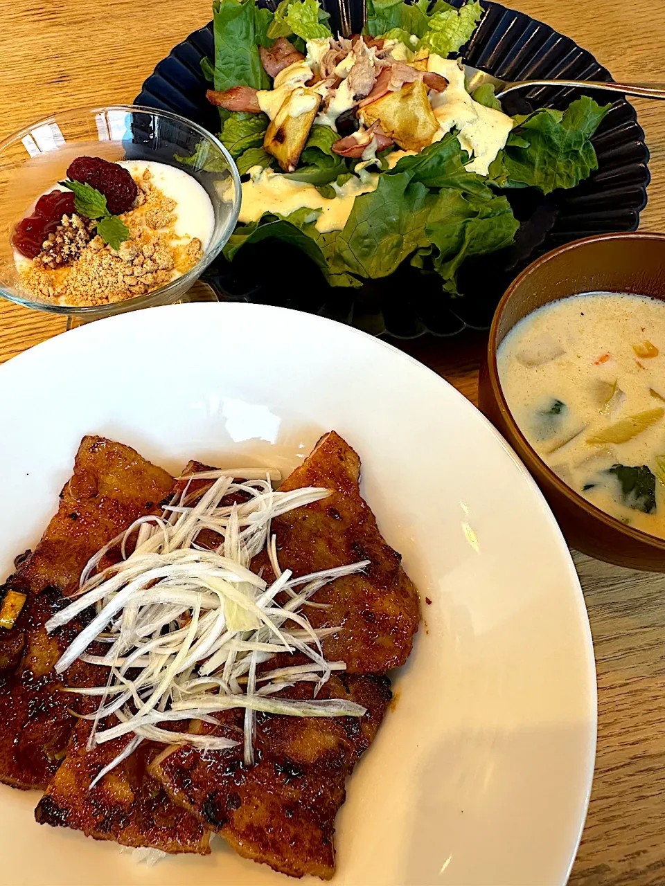 北海道グルメを味わう！特製だれの豚丼|waicaさん
