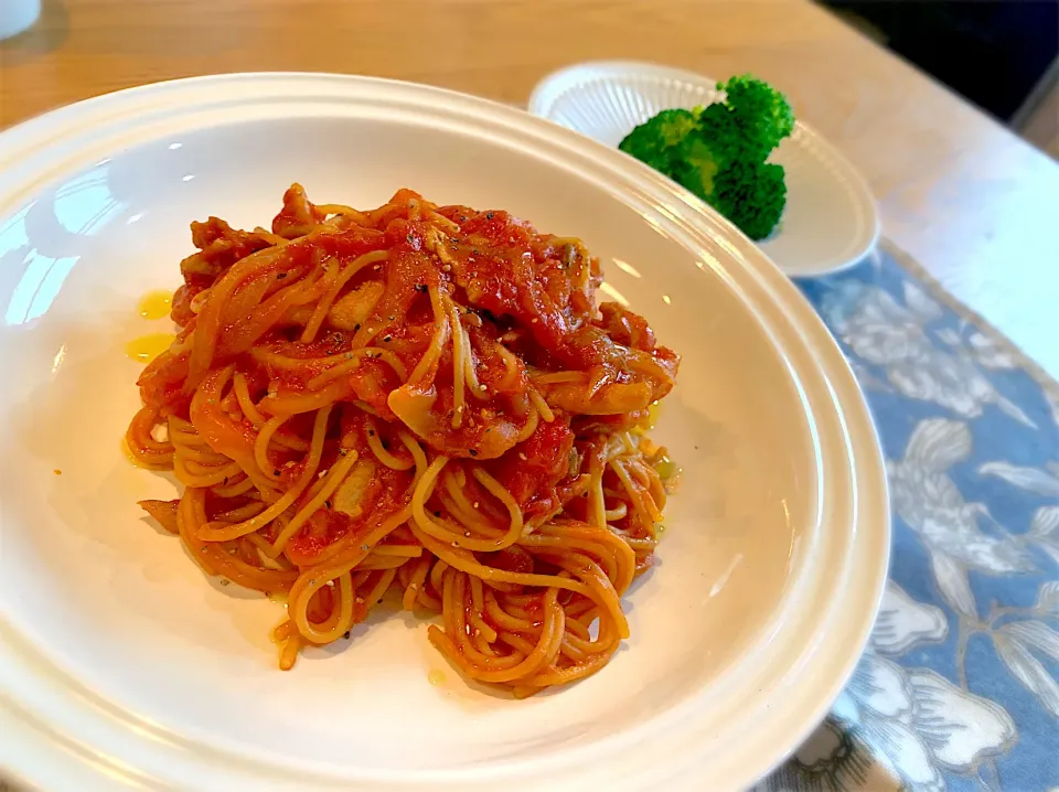 ZENB丸麺と塩麹のトマトソースパスタ☝️|kyoko☆✶さん