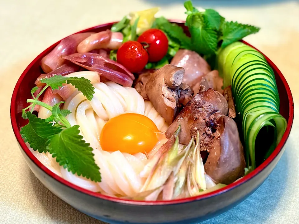 鶏レバーぶっかけうどん|マニラ男さん