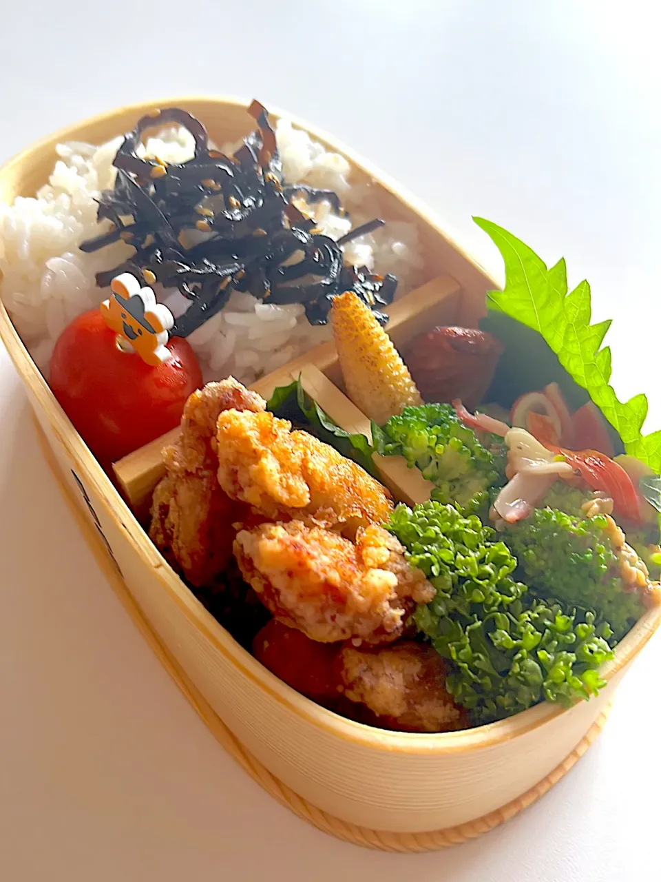 10/2(木) 唐揚弁当🍱|おもち女王さん