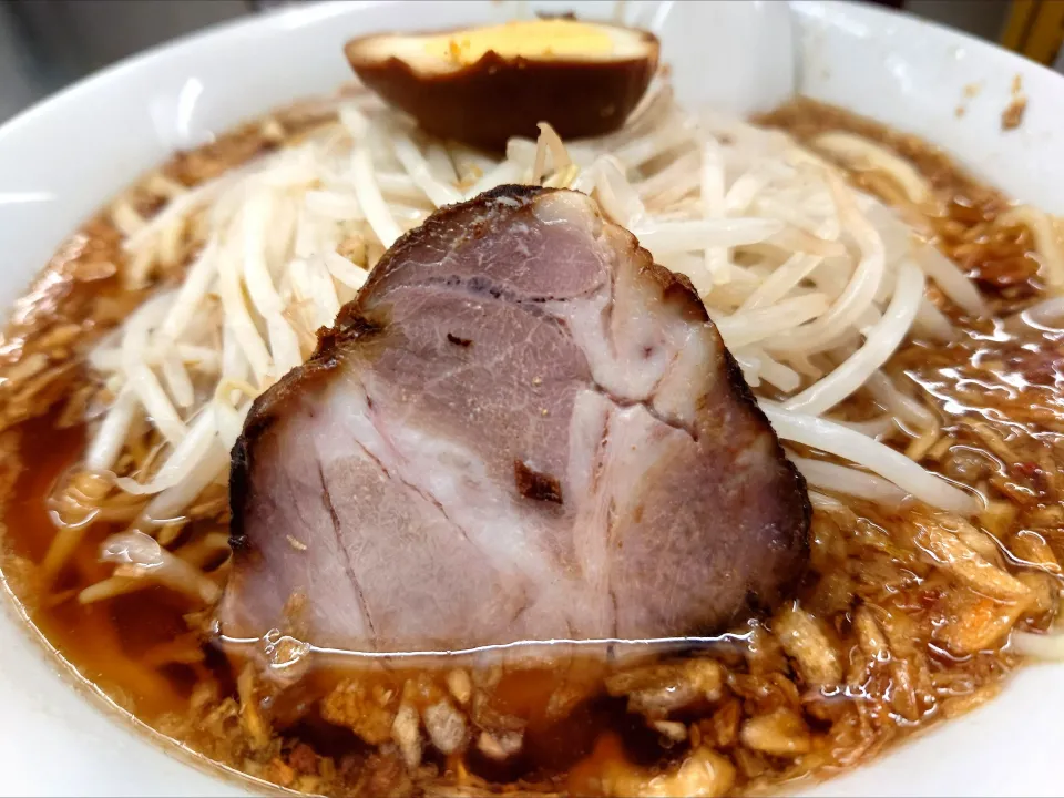 【台湾出身の初代が1952年創業】
中華麺店 喜楽 
中華麺（揚げ葱多め） 
＠渋谷8分 
25263
〈醤123塩42噌󠄀20タ9昆9出13F13
冷27混3つ2焼1ポ1〉|大脇さん