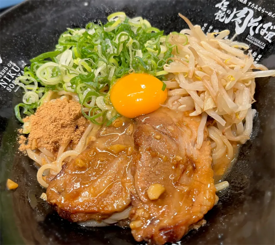 汁なし肉そば🍜|toshi,I🍴さん