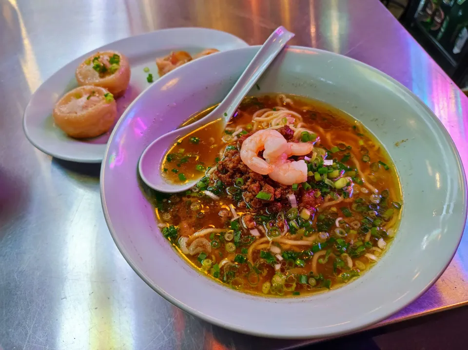 担仔麺と焼き小籠包|YUKI_Jさん