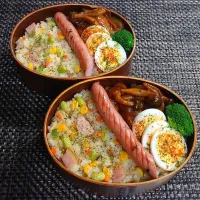 母とムスコのラブラブおソロ♪ロングウインナー＆オイデミチキン乗っけべーコンピラフ弁当|からあげビールさん