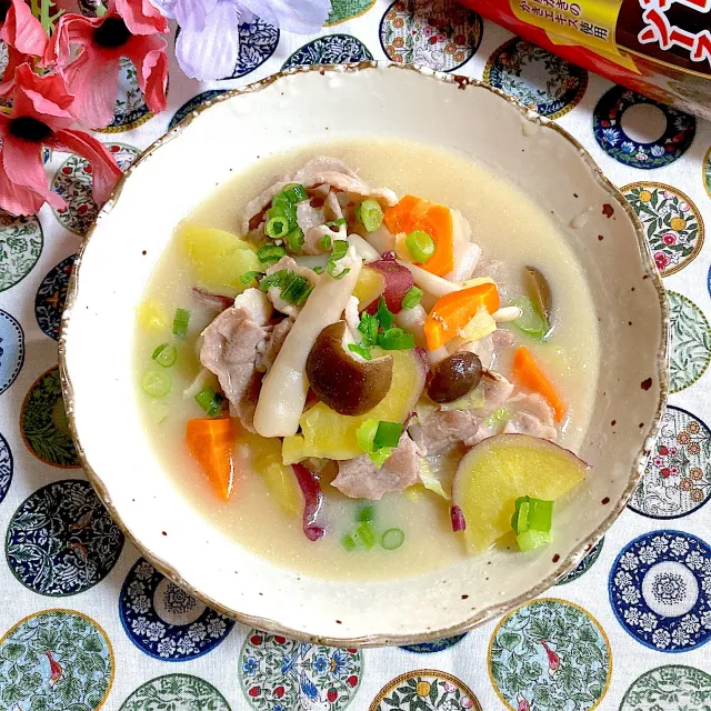 Snapdishの料理・レシピ写真:豚肉と秋野菜のクリーム煮🍁｜旬を食べよう！秋野菜アイデア大集合♪