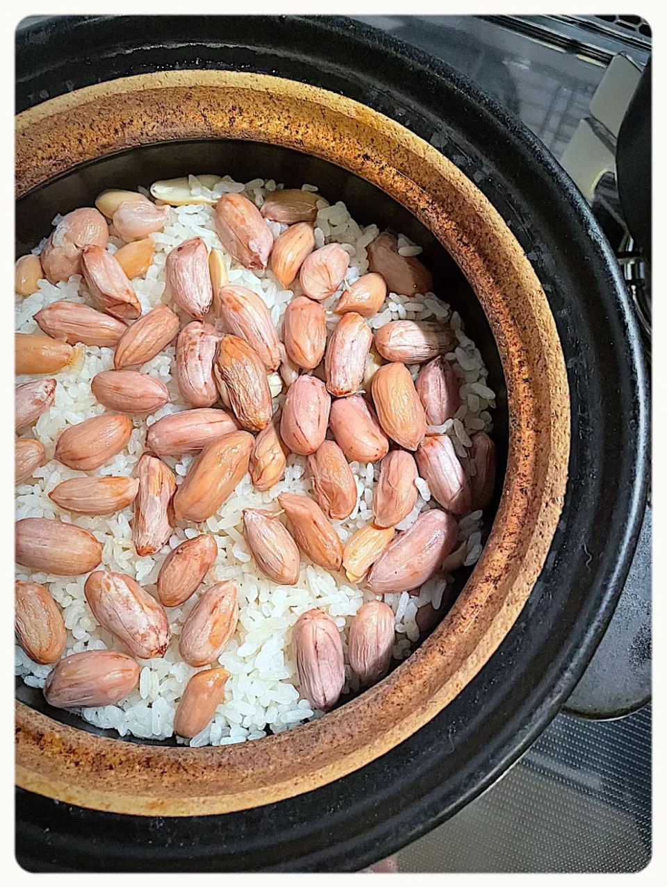 おおまさりの炊き込みご飯🥜|yucca@さん