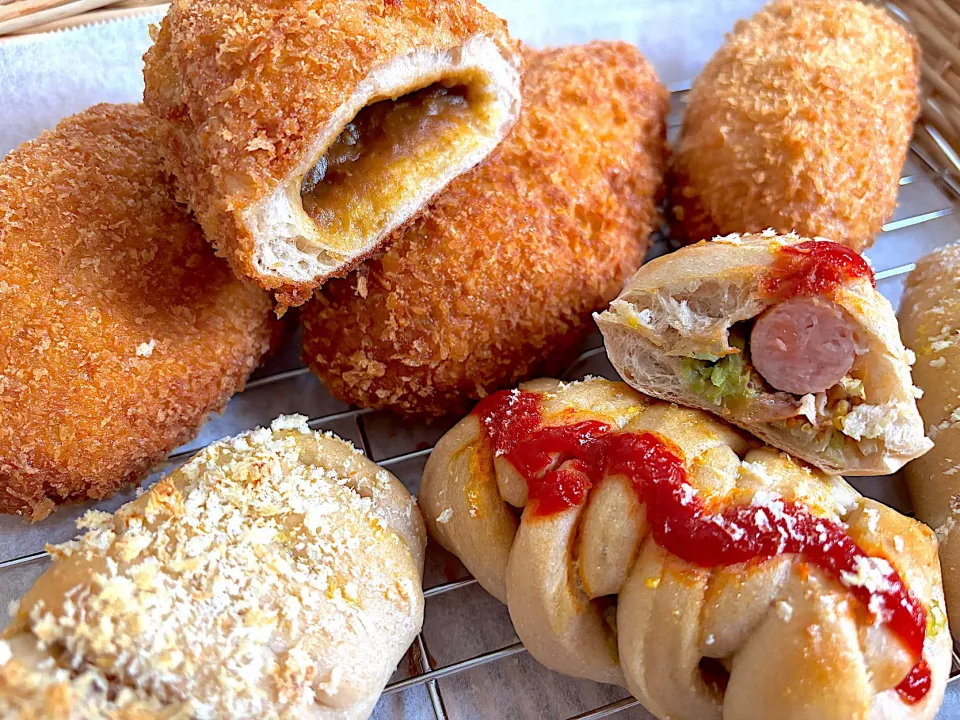 オーバーナイト
＊カレーパン
＊ウインナーパン
（サルサソース&粒マスタード）|さっちんさん