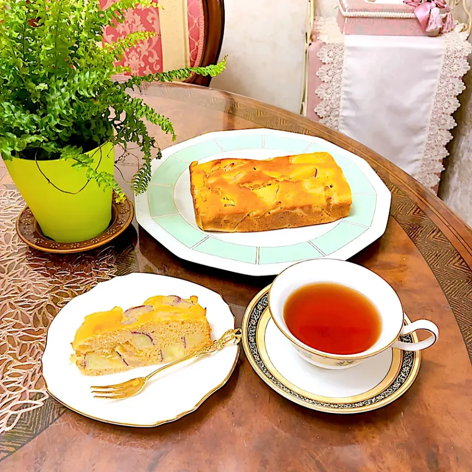 さつまいも🍠とりんごのパウンドケーキ|ショコラさん