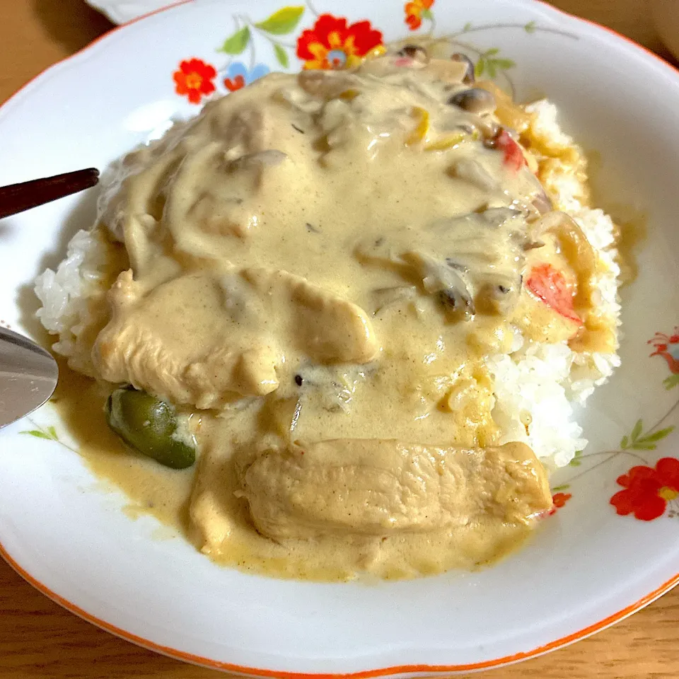 チキンのクリーム煮トルコ風。|くろーぶやんさん