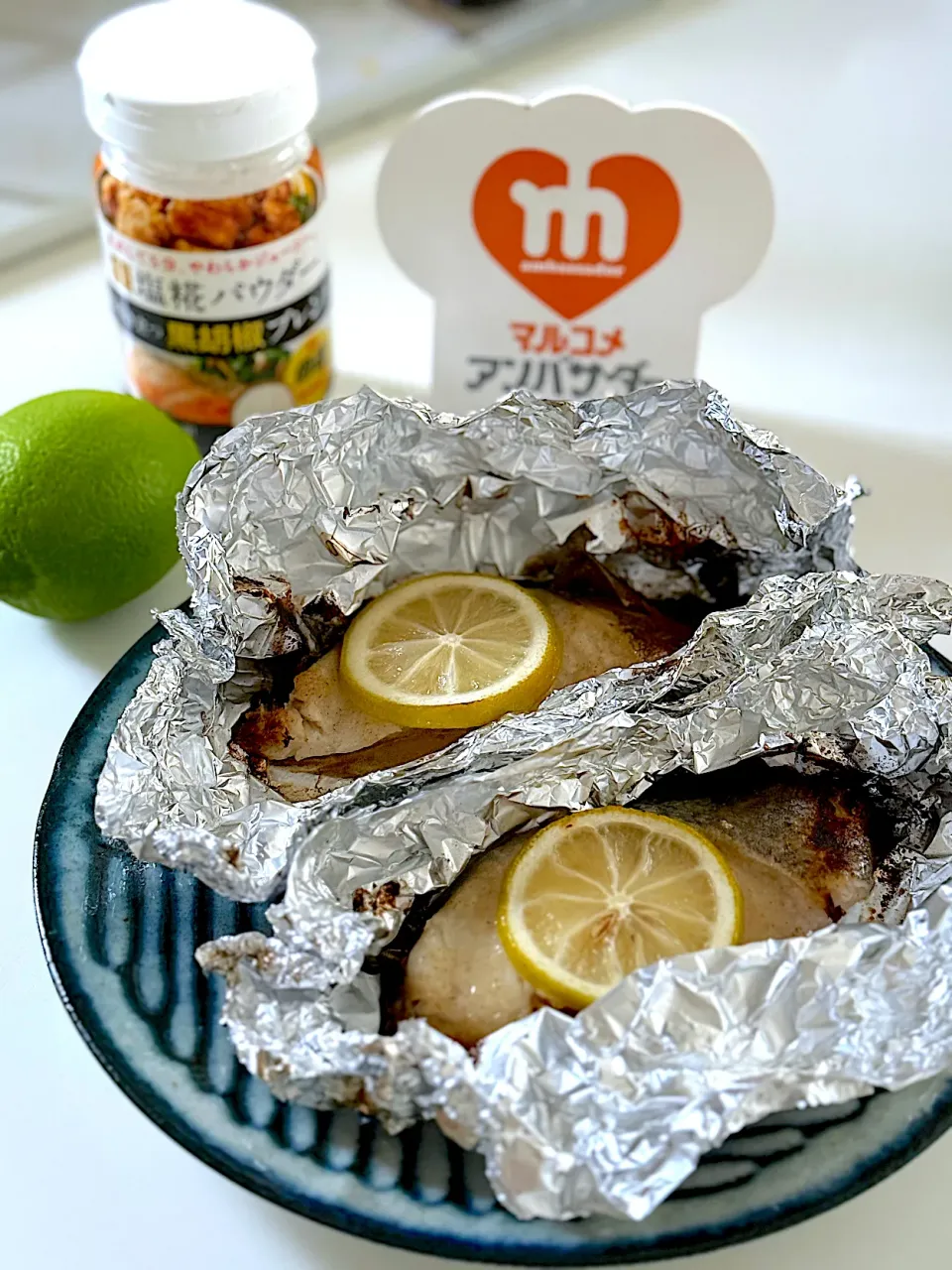 銀だらの塩糀パウダーレモンのホイル焼き🐟|由美さん