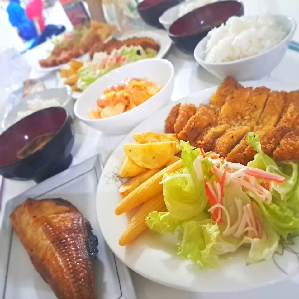 昨日の夕食(*ˊ˘ˋ*)|プリン☆さん