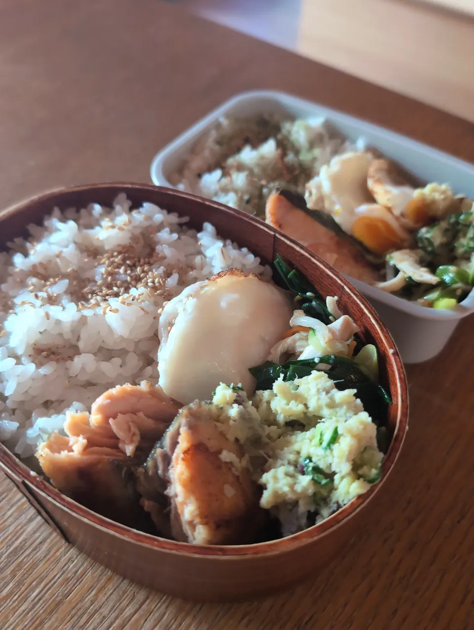 鮭のムニエル弁当|まきごろうさん