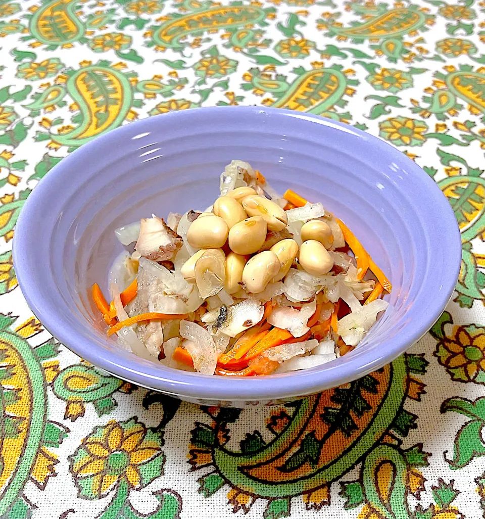 サバ缶と玉ねぎのさっぱり和え|akopeko ◡̈⋆さん