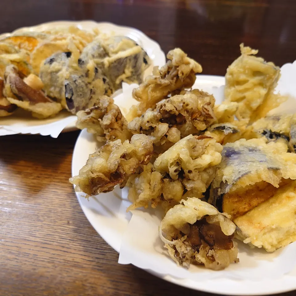 野菜とキノコの天ぷら(^_^)ﾉ|しーPaPaさん