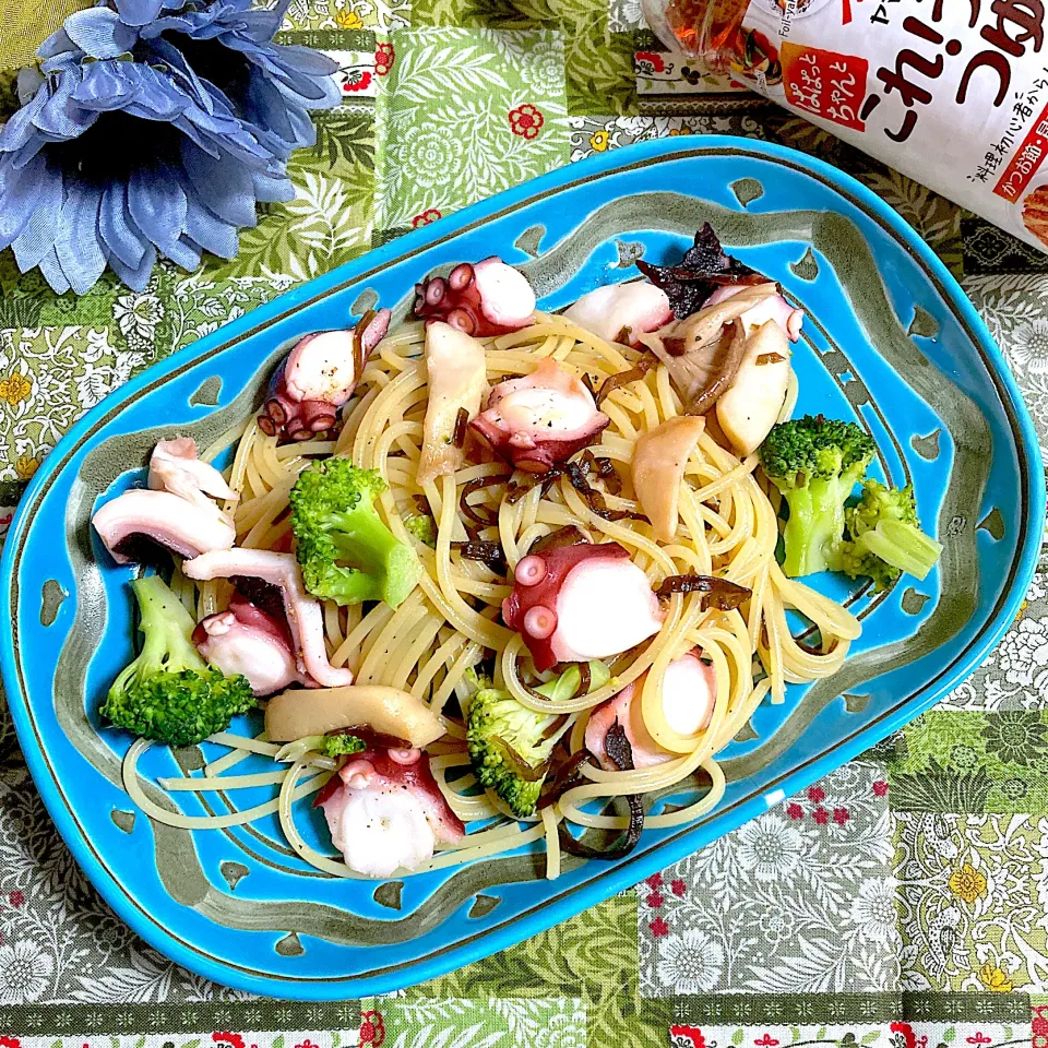 タコ🐙とブロッコリー🥦のパスタ|ringonamaさん