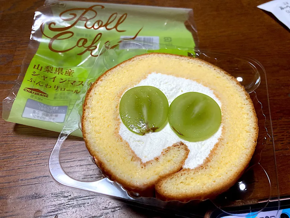 ロールケーキ|はっちぃさん