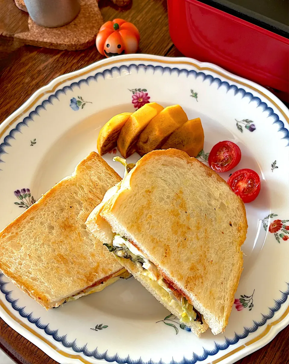 ブランチ♯ホットプレート♯ブルーノ♯ホットサンド|小松菜さん