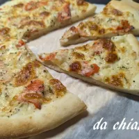 スモークサーモンとポテトのグラタンピザ|chiaraさん
