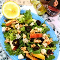 🔷🍎秋映と春菊のサラダ🥗アンティパスト🔷|@きなこさん