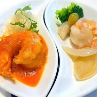 鴛鴦鮮海上
車海老の二種味　チリソースと皇家塩炒め