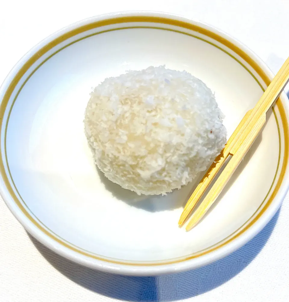 西施美雅玉
ココナッツ風味菓子|ゆうじ.さん