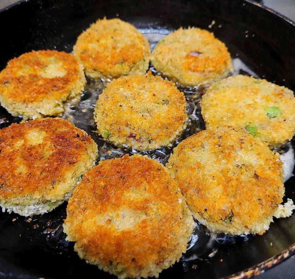 Crunchy Chicken Cutlets|hinaさん