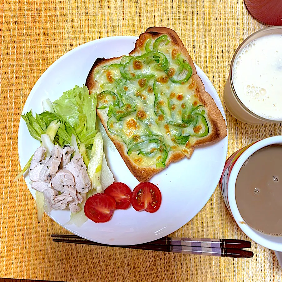 ピーマントースト🫑|akkoさん