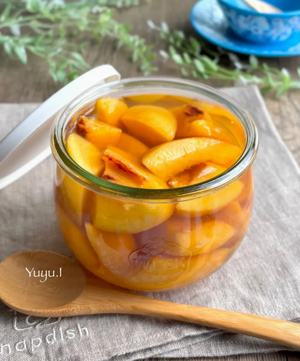 黄桃のコンポート|ゆーこどんさん