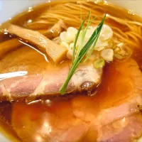 【食べログラーメン TOKYO 
百名店 2017~2024 選出】 
【期間限定、復刻メニュー】 
【完全キャッシュレス対応】
らぁ麺 やまぐち 
追い鰹中華そば2025 
＠面影橋4分、西早稲田 
(JR高田馬場駅から徒歩13分)
25267
〈醤126塩43噌󠄀20タ9昆9出13F13
冷27混3つ2焼1ポ1〉