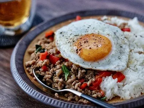 ガーリック香るガパオライス|ヤマサ醤油公式アカウントさん