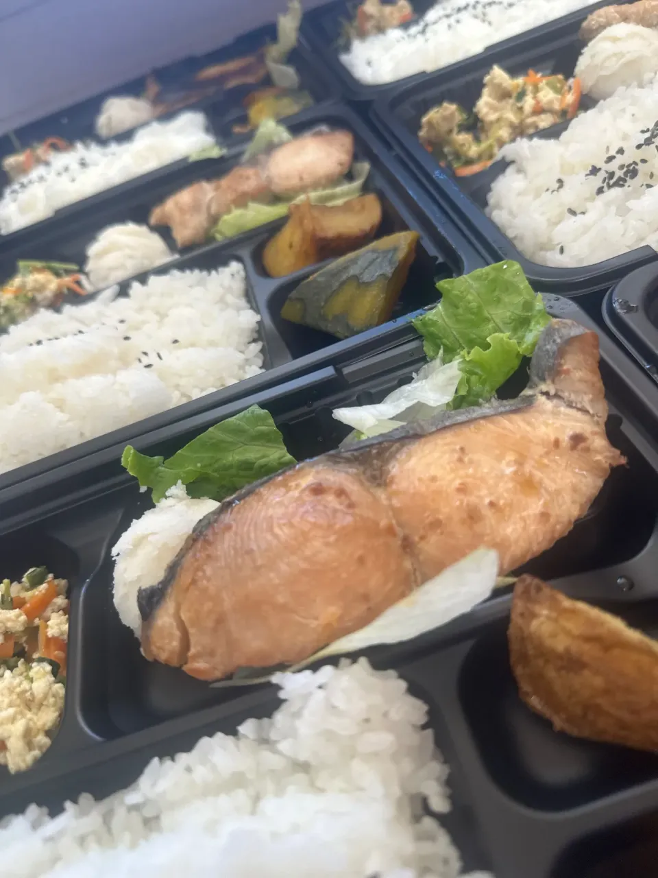 鰆の味噌漬け焼き弁当|沖縄「ピロピロ」ライフさん