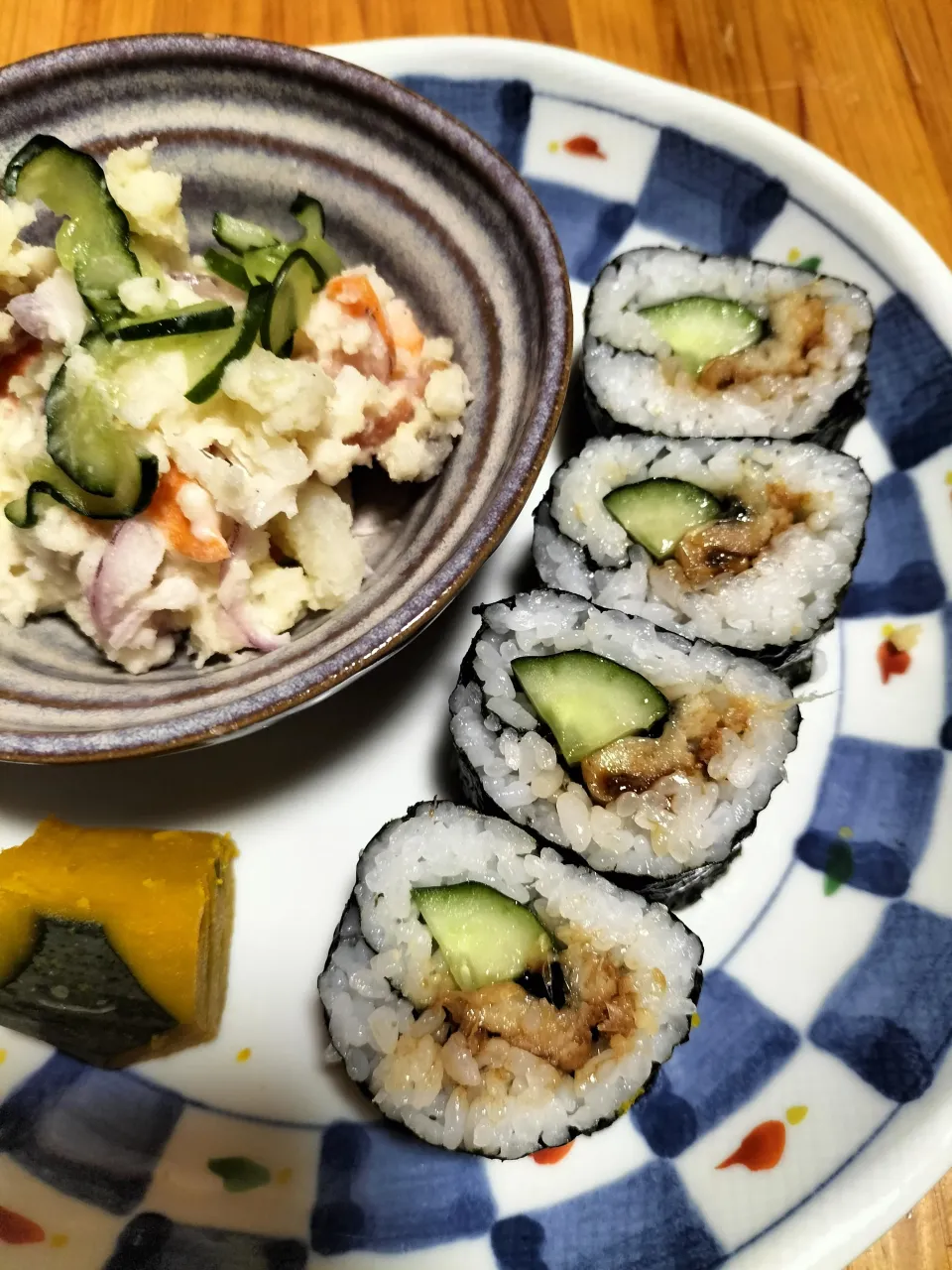 煮穴子が半額だったので巻いてみました😄👍|miimiさん