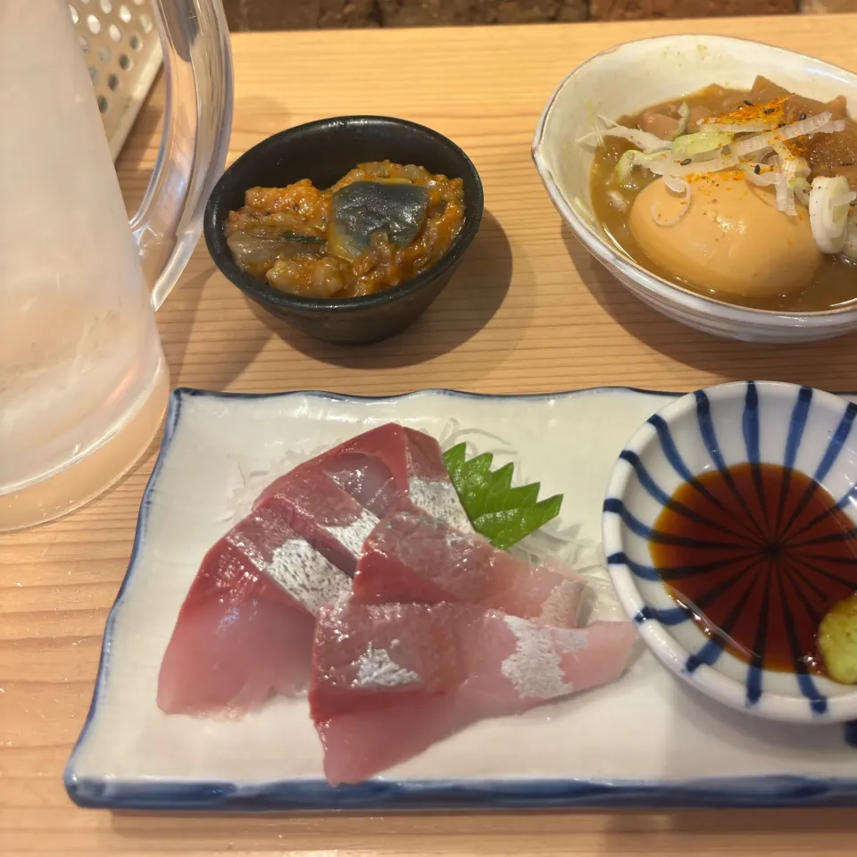 イナダ刺と煮込み|あきちゃ☆彡さん