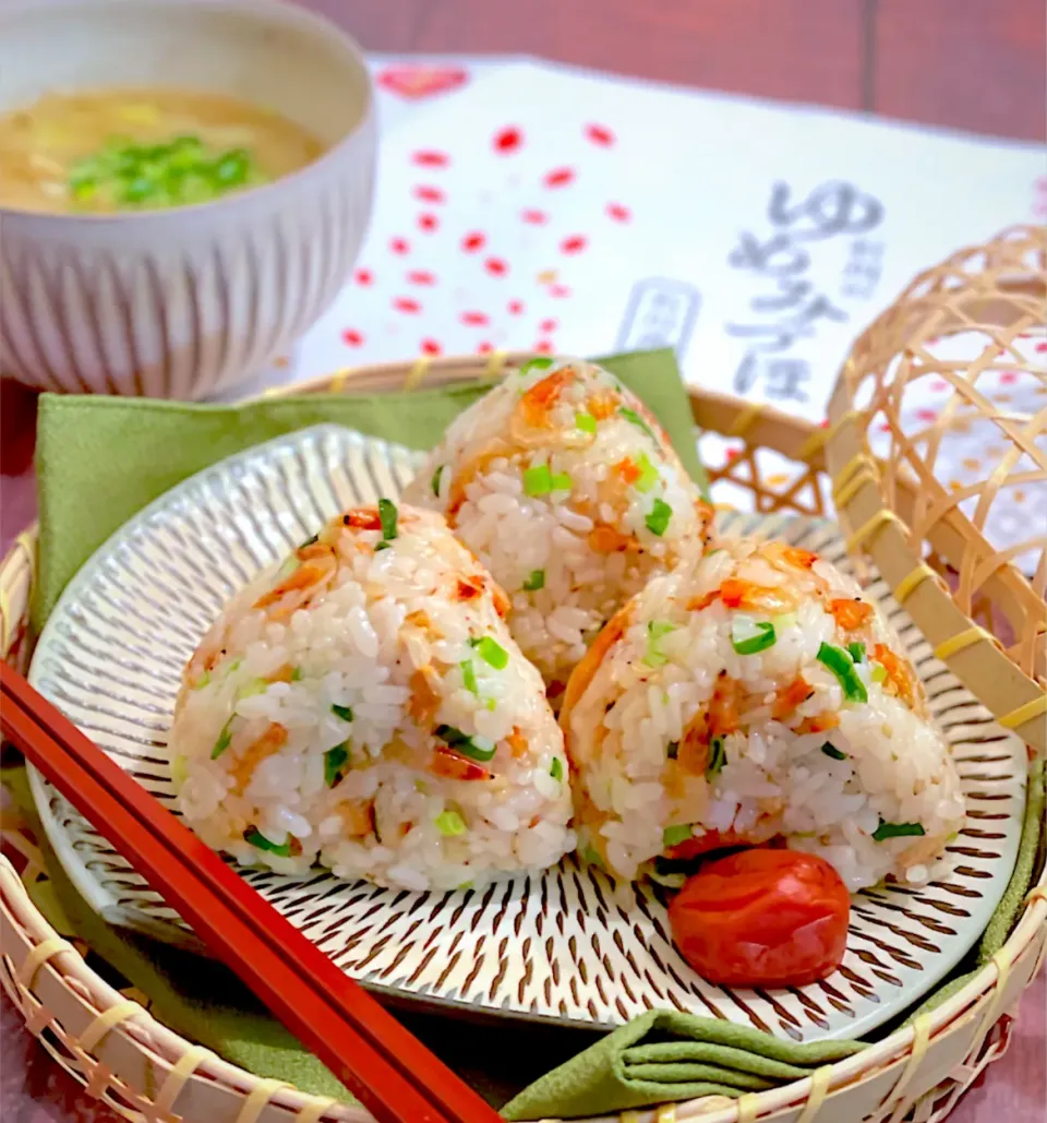 『ゆめみづほ』で桜海老のおにぎり🍙|AXさん