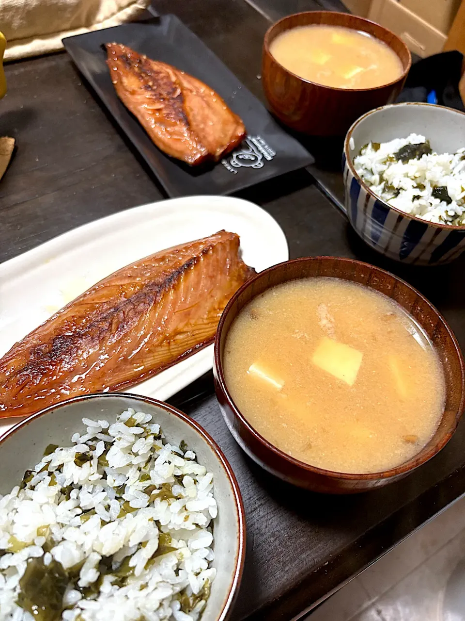 朝ごはん★さばみりん、わかめごはん、なめこと豆腐のみそ汁|ハルさん