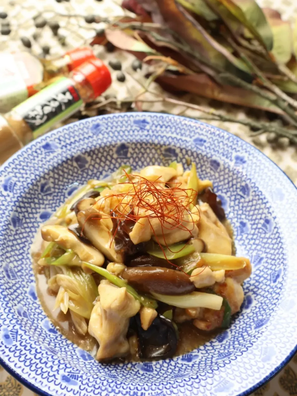 🇹🇼鶏肉とネギのオイスターソース炒め 五香粉の香り🇹🇼|めいめいさん