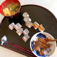 秋刀魚のお寿司