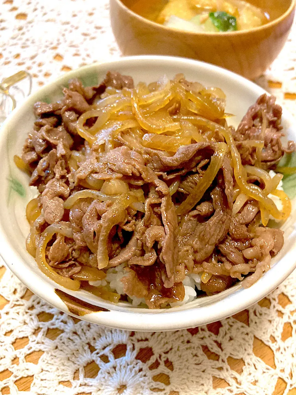 肉どんぶり🩷|さくたえさん