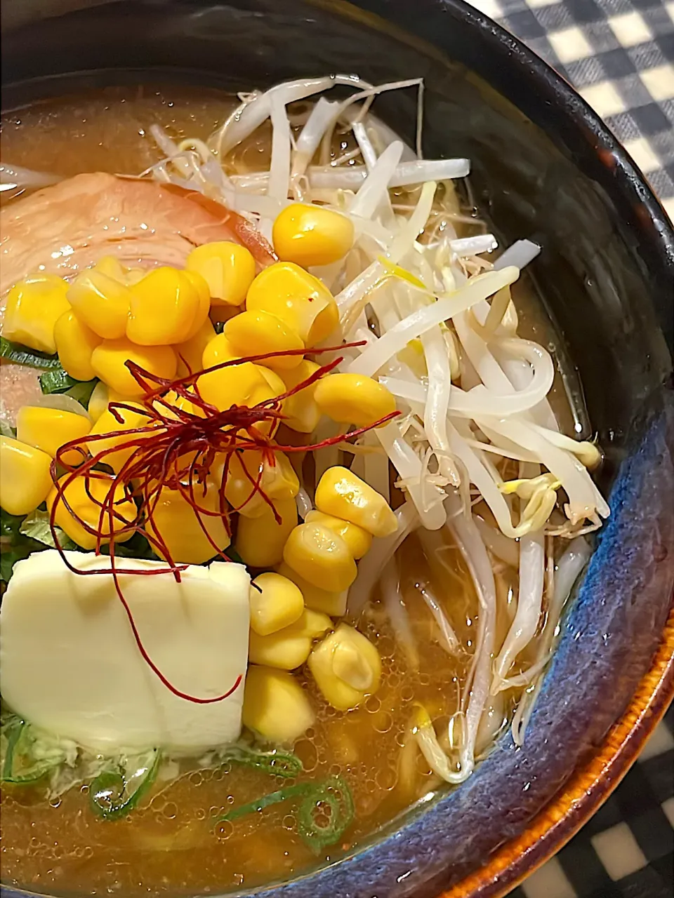 コーンバター味噌ラーメン🍜|香名子さん