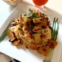 ゆかりさんの料理 キノコまみれの秋パスタゼンブヌードル使用〜|ゆかりさん