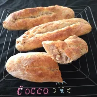 朝日が似合うシリーズ・全粒粉とミックスナッツの発酵バターフィセル✨|cocco+さん