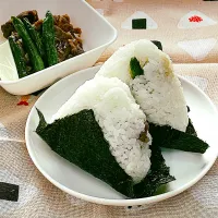 お弁当の残りで
🍙焼肉チーズおにぎり🍙|アスママさん