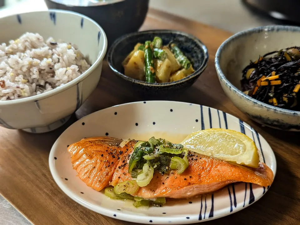 鮭のネギレモンかけ🐟️|Ayumiさん