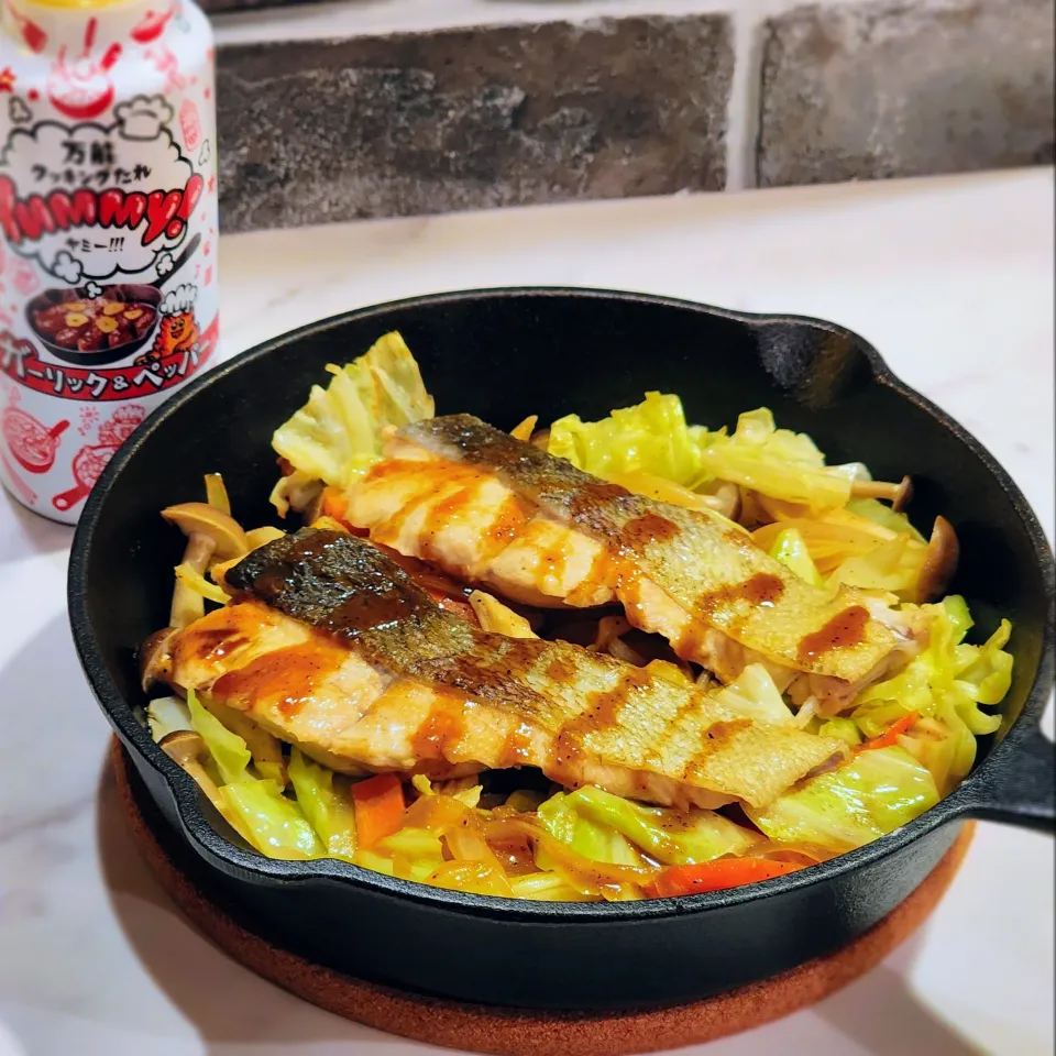 ヤマサ醤油公式アカウントさんの料理　Yummy！で鮭のちゃんちゃん焼き|ひかるさん