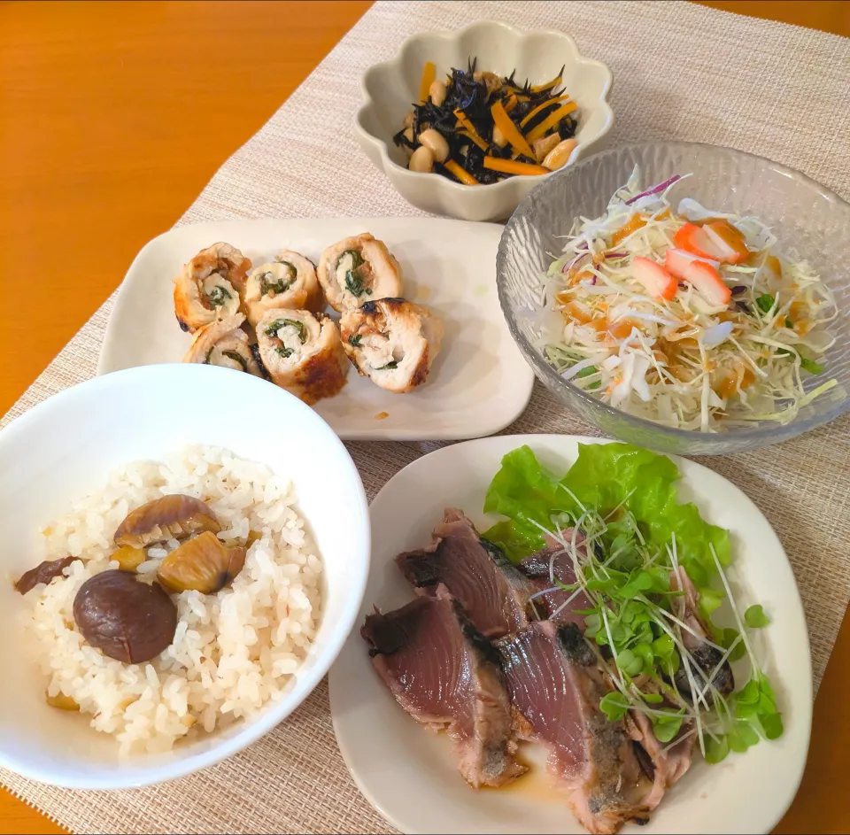 ☆甘栗ご飯　☆かつおたたき　☆ササミ梅肉大葉焼　☆野菜サラダ　☆ひじき煮|chikakoさん