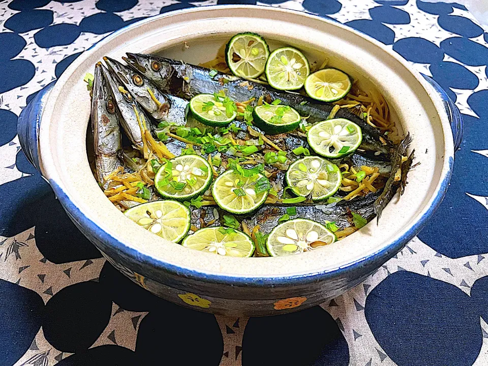 koji toyodaさんの料理 秋刀魚の土鍋ご飯|ももさん