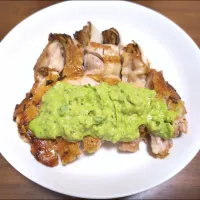 チキンソテーのアボカドソースがけ|ユウキさん