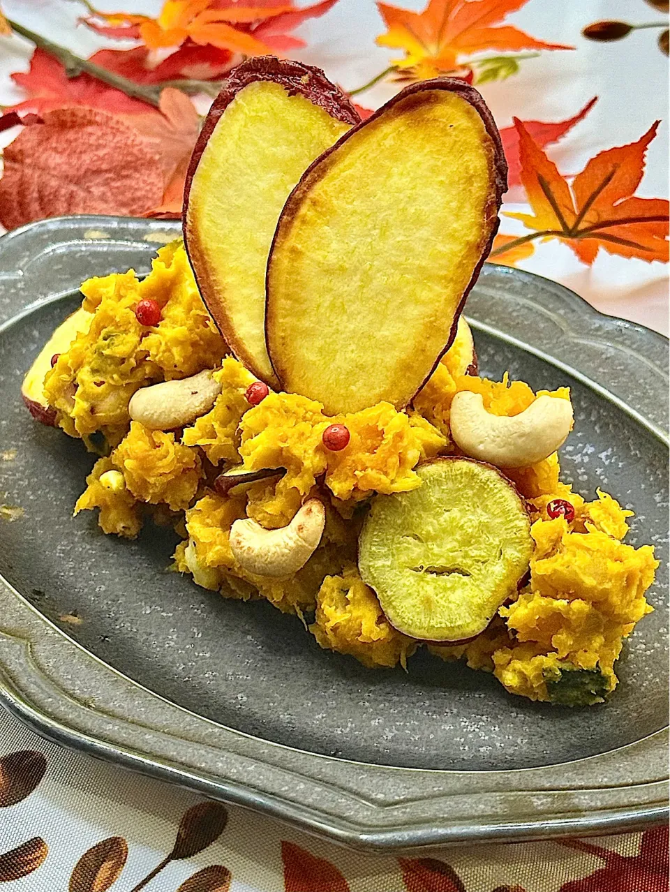 パンプキンサラダ .⋆﻿𝜗𝜚|鬼百合さん