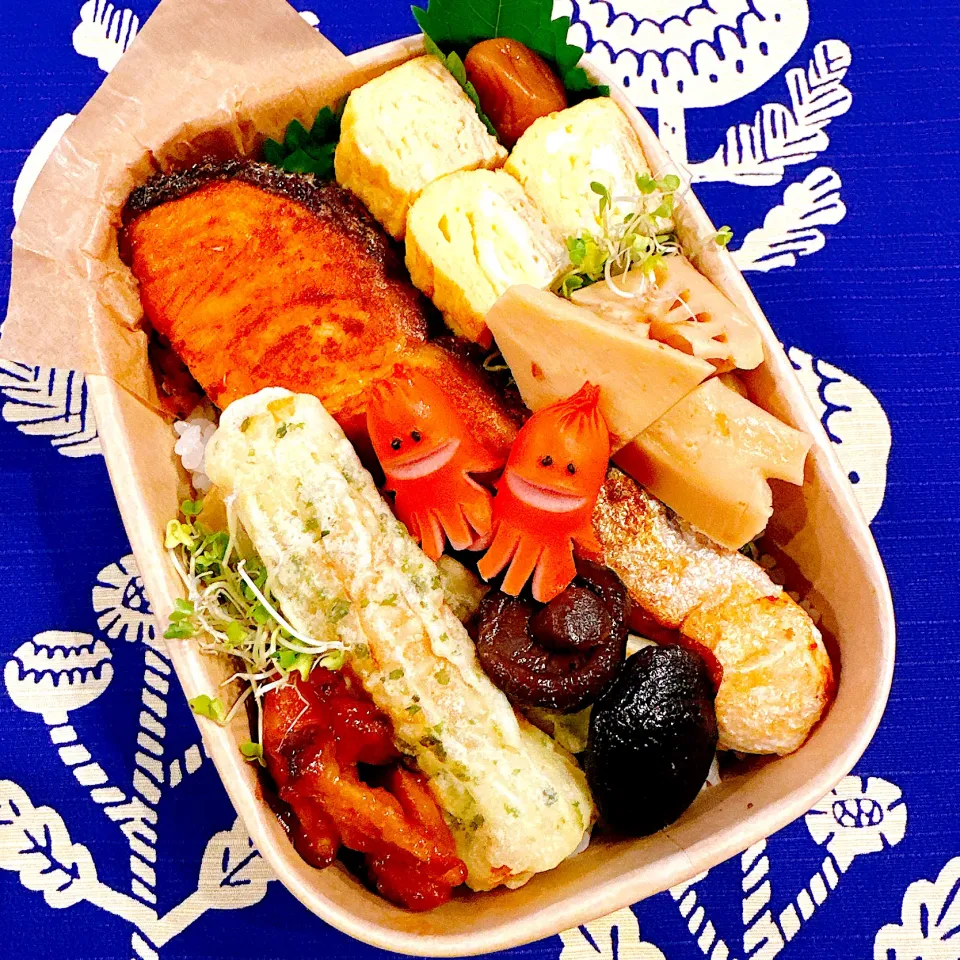 2025.10.9 シャケ弁|maicoooさん