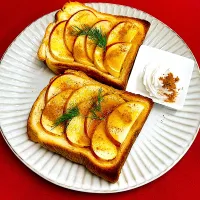りんごトースト|まめもにおさん